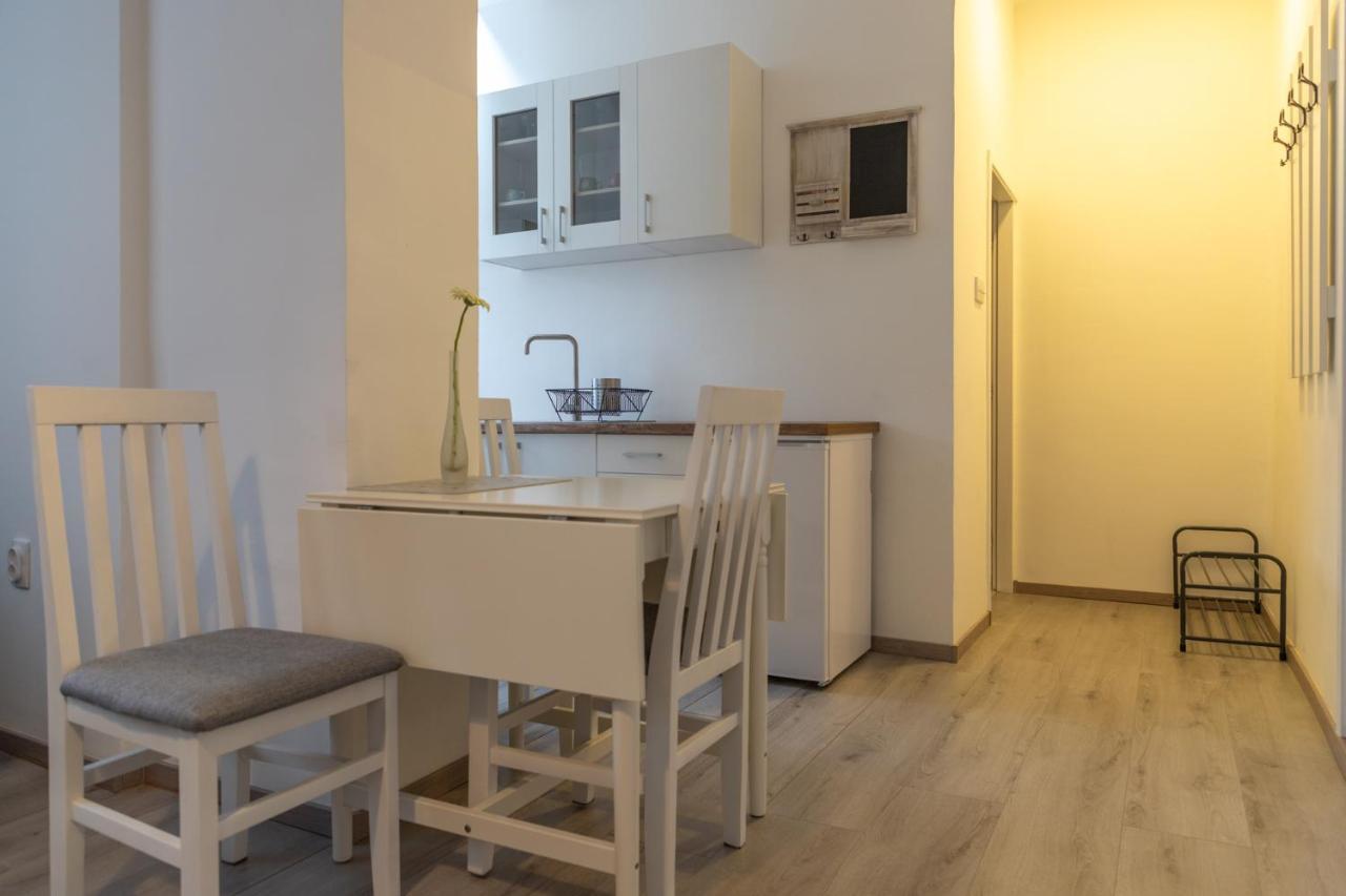 Jumi Apartment Beograd Bagian luar foto
