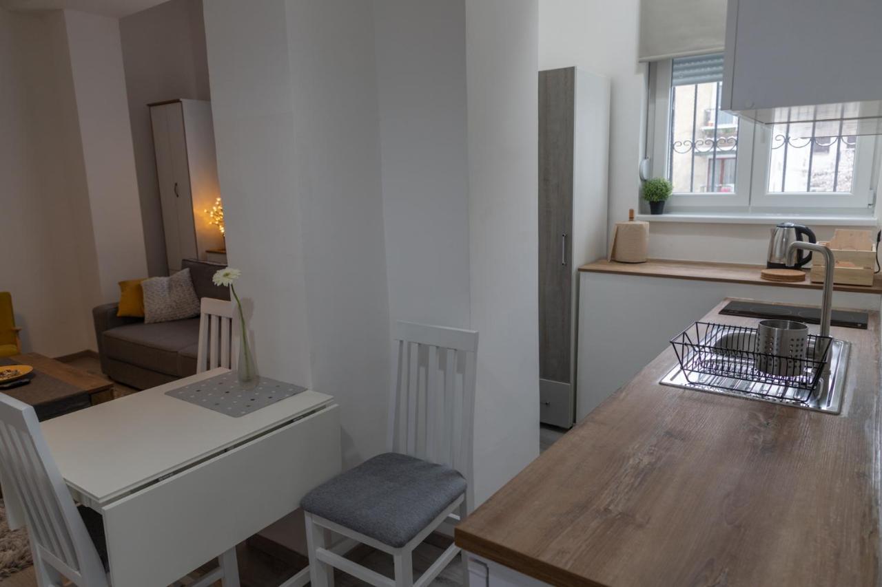 Jumi Apartment Beograd Bagian luar foto