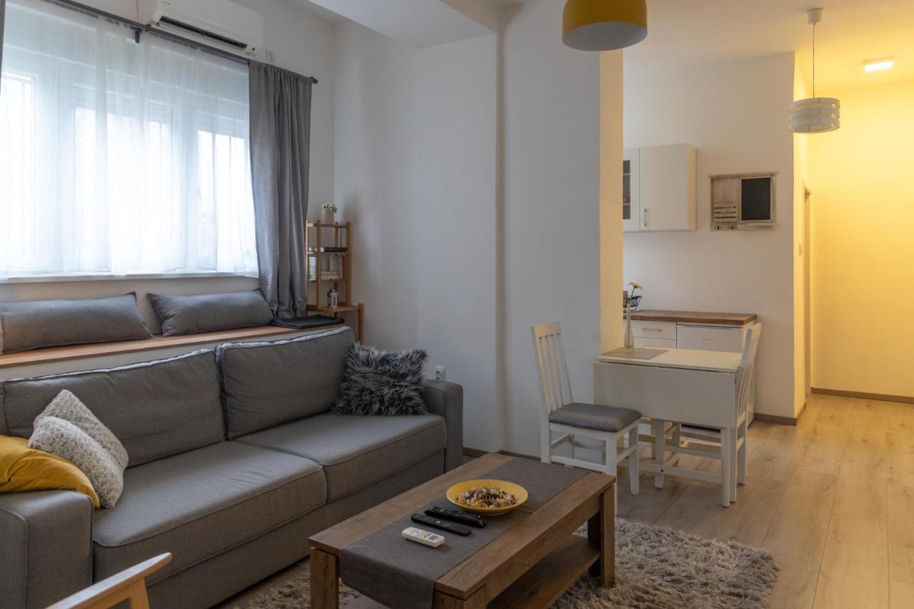 Jumi Apartment Beograd Bagian luar foto